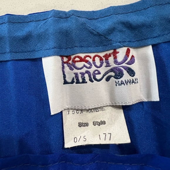 Vibrant Blue Floral Blouse - Picture 3 of 11